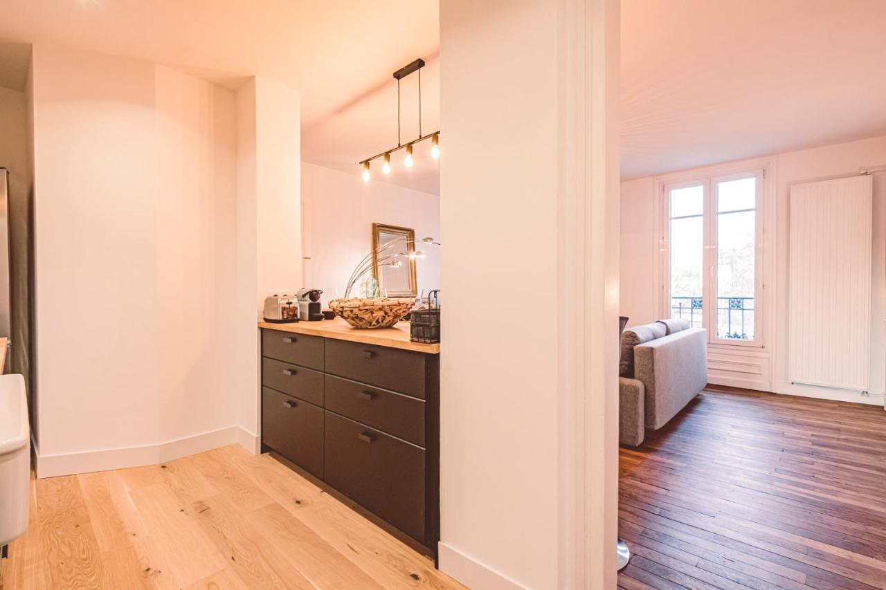 Charme De L'Ancien Pour Cet Appartement Entierement Renove Dans L'Hypercentre De Reims Exteriör bild