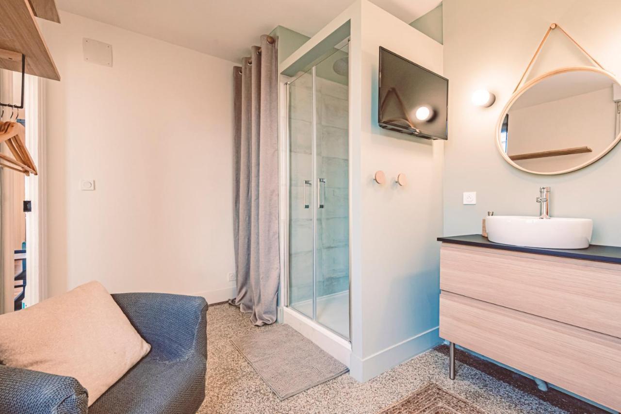 Charme De L'Ancien Pour Cet Appartement Entierement Renove Dans L'Hypercentre De Reims Exteriör bild